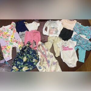 Lot Of 0-3 Months Girls Clothing Sets 16 Pieces Total Including a Fleece